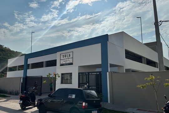 Fachada de apartamento à venda com 2 quartos, 51m² em Recreio dos Bandeirantes, Rio de Janeiro