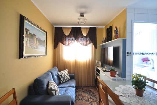 Sala de apartamento à venda com 1 quarto, 33m² em Vila Mazzei, São Paulo