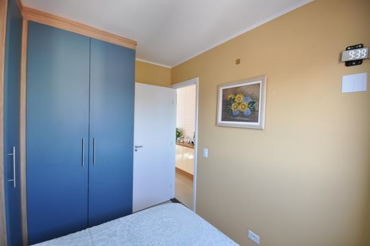 Quarto de apartamento à venda com 1 quarto, 33m² em Vila Mazzei, São Paulo