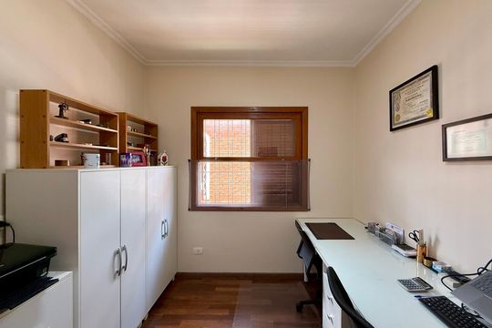Quarto 3 de casa à venda com 4 quartos, 329m² em Campo Belo, São Paulo