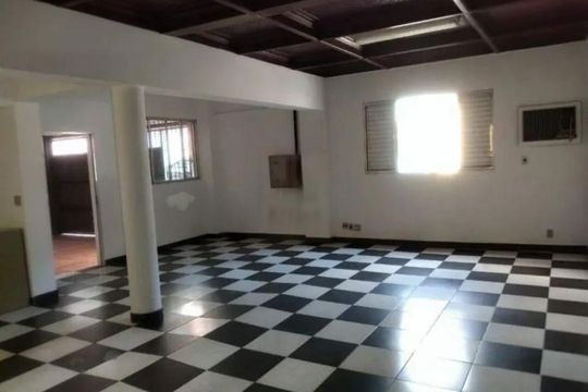 Casa à venda com 4 quartos, 196m² em Paraíso, São Paulo
