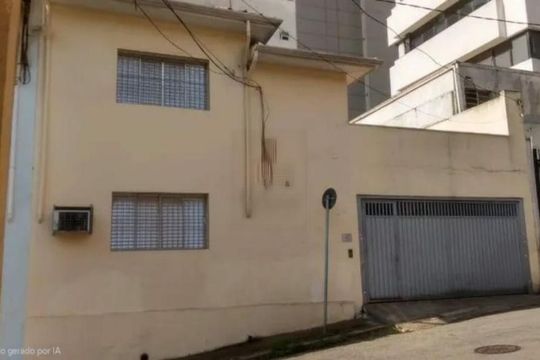 Casa à venda com 4 quartos, 196m² em Paraíso, São Paulo