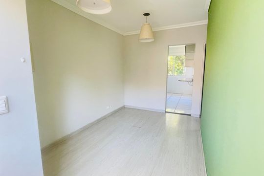 Sala de apartamento para alugar com 2 quartos, 45m² em Outeiro de Passárgada, Cotia