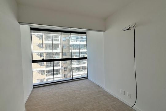 Quarto de apartamento à venda com 2 quartos, 91m² em Recreio dos Bandeirantes, Rio de Janeiro