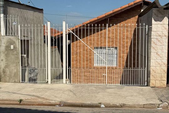 Fachada de casa à venda com 2 quartos, 66m² em Vila Princesa Isabel, São Paulo