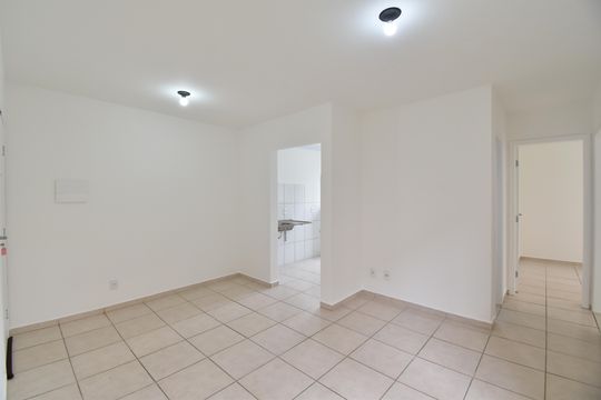 Apartamento para alugar com 2 quartos, 47m² em Santa Cândida, Curitiba