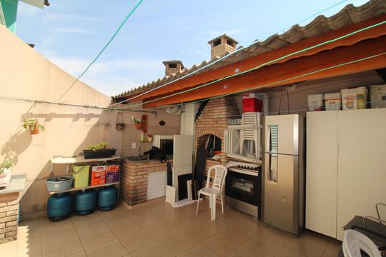 Quintal de casa à venda com 3 quartos, 145m² em Vila Amalia (zona Norte), São Paulo