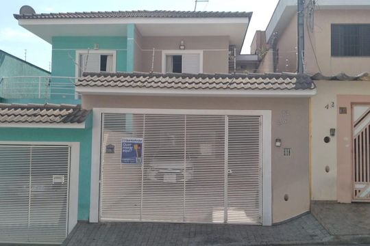 Fachada de casa à venda com 3 quartos, 145m² em Vila Amalia (zona Norte), São Paulo