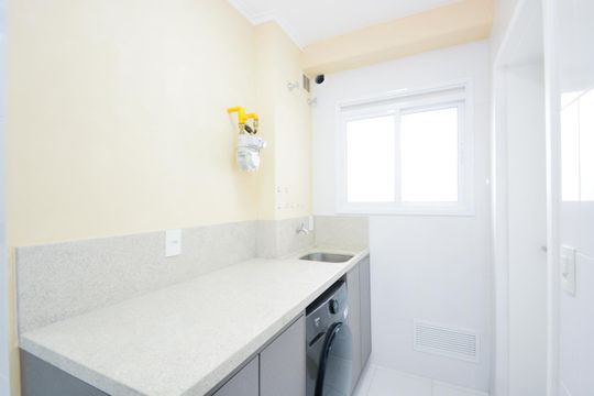 Área de Serviço de apartamento à venda com 3 quartos, 122m² em Jardim Flor da Montanha, Guarulhos