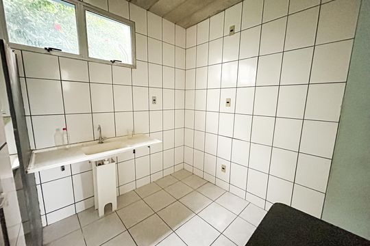 Sala/Cozinha de apartamento à venda com 2 quartos, 47m² em Juliana, Belo Horizonte