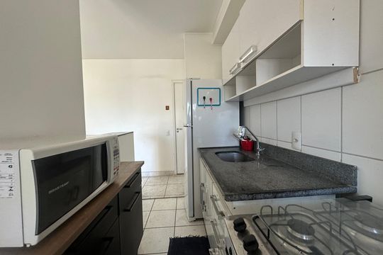 Cozinha de apartamento à venda com 2 quartos, 57m² em Vila Nossa Sra. da Escada, Barueri