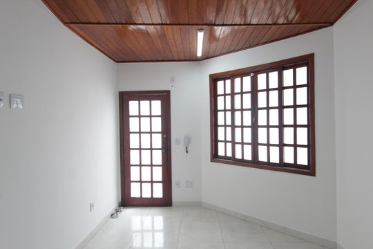 Sala de casa à venda com 2 quartos, 74m² em Santa Amelia, Belo Horizonte