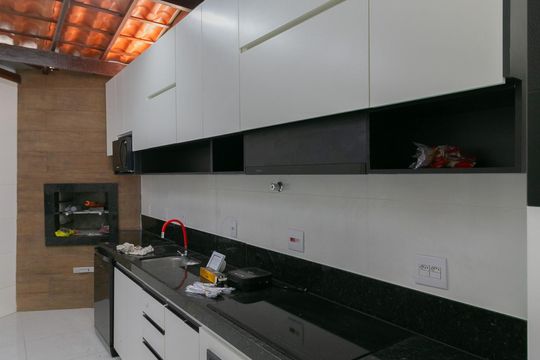 Cozinha de casa à venda com 2 quartos, 74m² em Santa Amelia, Belo Horizonte