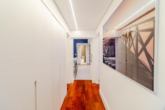 Corredor de apartamento à venda com 3 quartos, 158m² em Cerqueira César, São Paulo
