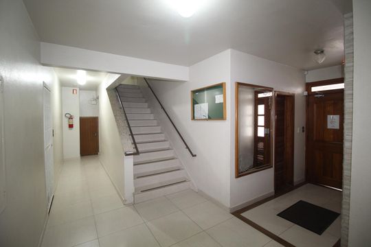 Área comum de apartamento para alugar com 1 quarto, 42m² em Vila Ipiranga, Porto Alegre