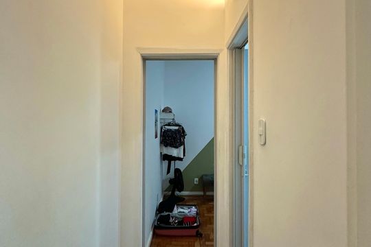 Corredor de apartamento à venda com 1 quarto, 39m² em Copacabana, Rio de Janeiro
