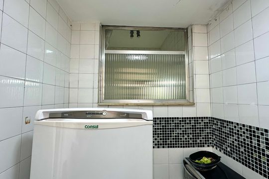 Cozinha de apartamento à venda com 1 quarto, 39m² em Copacabana, Rio de Janeiro