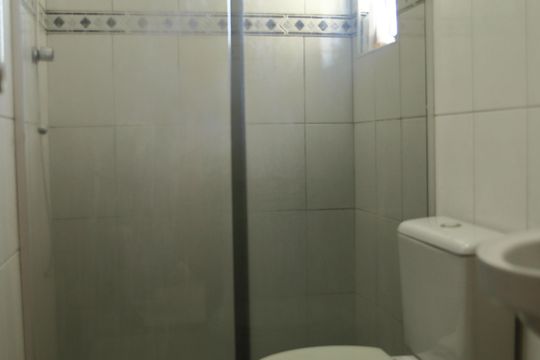 Banheiro da Suíte de casa à venda com 3 quartos, 104m² em Bairro dos Casa, São Bernardo do Campo