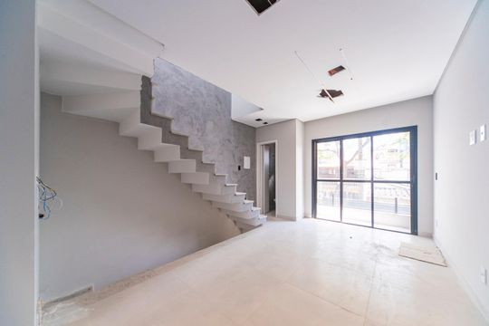 Casa à venda com 2 quartos, 110m² em Jardim Santo Alberto, Santo André