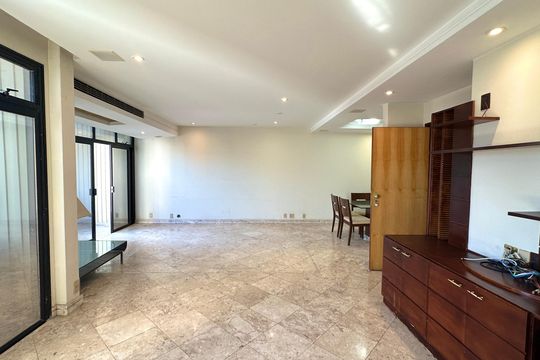 Sala de apartamento à venda com 3 quartos, 167m² em Copacabana, Rio de Janeiro