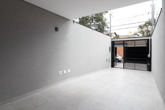 Garagem de casa à venda com 3 quartos, 173m² em Jardim Aricanduva, São Paulo