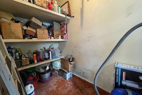 Despensa de casa à venda com 3 quartos, 250m² em Ferreira, São Paulo