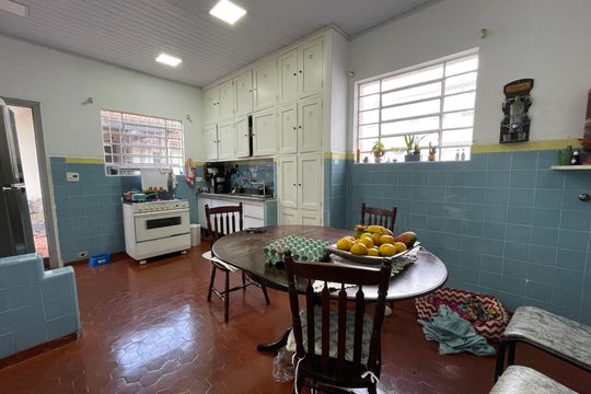 Cozinha de casa à venda com 3 quartos, 250m² em Ferreira, São Paulo