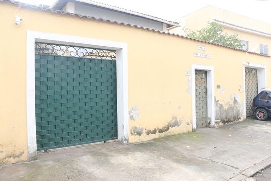 Fachada de casa para alugar com 1 quarto, 43m² em Parque Horizonte, Nova Iguaçu