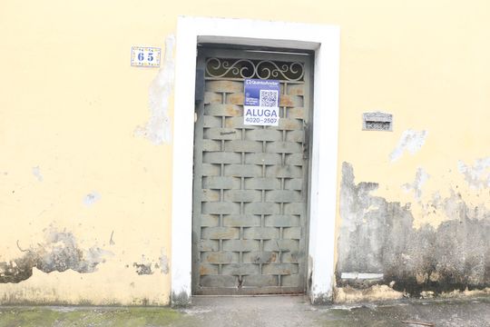 placa instalada de casa para alugar com 1 quarto, 43m² em Parque Horizonte, Nova Iguaçu