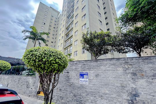 Fachada com Plaquinha de apartamento para alugar com 3 quartos, 70m² em Vila Formosa, São Paulo