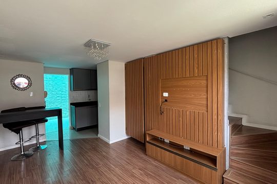 Casa de Condomínio à venda com 2 quartos, 100m² em Vila Homero Thon, Santo André