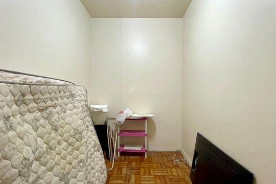 Quarto de Serviço de apartamento à venda com 3 quartos, 130m² em Jardins, São Paulo