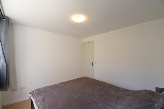 Quarto 2 de apartamento à venda com 3 quartos, 59m² em Santa Cândida, Curitiba