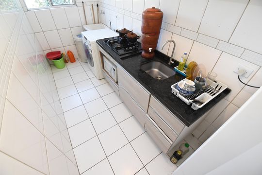 Cozinha de apartamento à venda com 3 quartos, 59m² em Santa Cândida, Curitiba