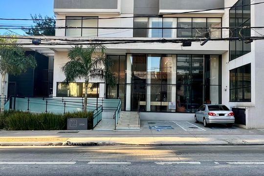 Fachada de kitnet/studio para alugar com 1 quarto, 25m² em Pinheiros, São Paulo