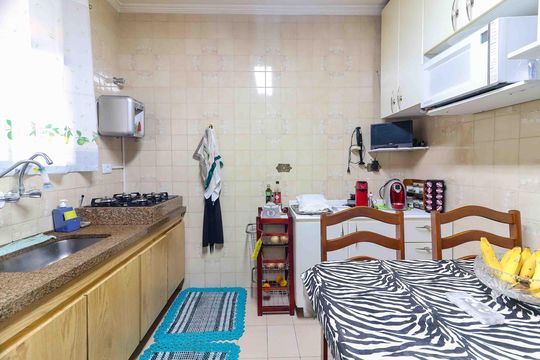Cozinha de casa à venda com 5 quartos, 250m² em Jardim Ester, São Paulo