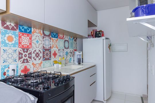 Cozinha de apartamento à venda com 2 quartos, 43m² em Jardim Lider, São Paulo