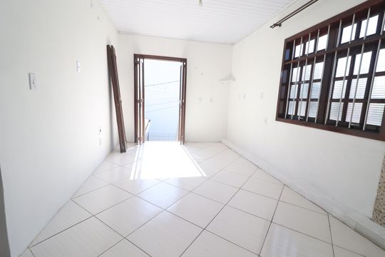 Casa à venda com 3 quartos, 120m² em Ouro Branco, Novo Hamburgo