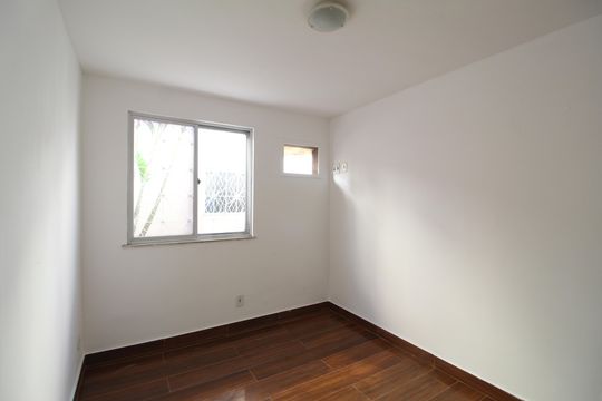 Quarto 1 de apartamento à venda com 2 quartos, 56m² em Anil, Rio de Janeiro