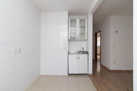Cozinha de apartamento para alugar com 2 quartos, 56m² em Cidade Baixa, Porto Alegre
