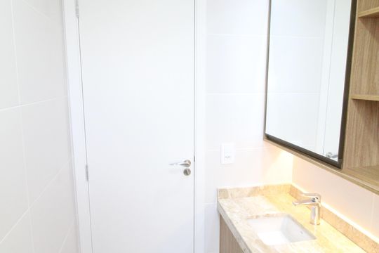 Banheiro de apartamento para alugar com 2 quartos, 54m² em Jardim Satélite, São José dos Campos