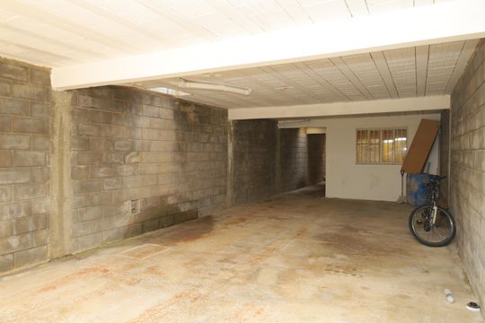 Garagem de casa para alugar com 2 quartos, 70m² em Vila Santa Teresinha, São Paulo