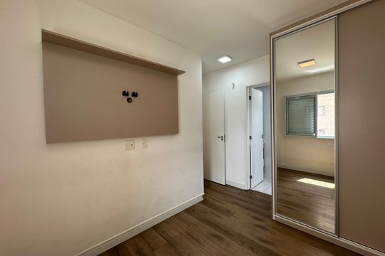 Suíte de apartamento para alugar com 3 quartos, 75m² em Bethaville I, Barueri