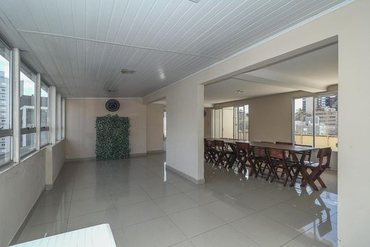 Área comum - Salão de festas de apartamento à venda com 3 quartos, 78m² em Higienópolis, Porto Alegre
