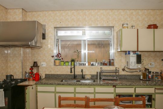 Cozinha de casa à venda com 3 quartos, 260m² em Lapa, São Paulo