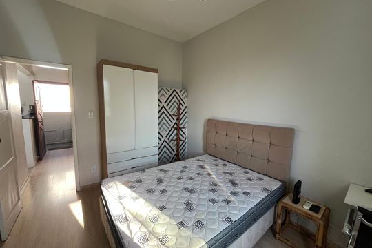 Quarto de apartamento à venda com 1 quarto, 28m² em Jardim Guanabara, Rio de Janeiro