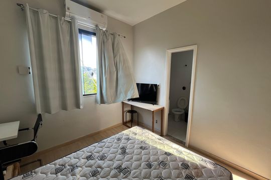 Suíte de apartamento para alugar com 1 quarto, 28m² em Jardim Guanabara, Rio de Janeiro