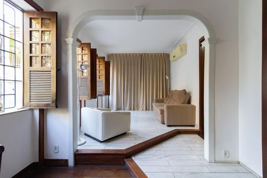 Casa à venda com 4 quartos, 190m² em Botafogo, Rio de Janeiro