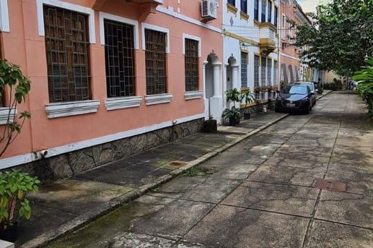 Fachada de casa à venda com 4 quartos, 190m² em Botafogo, Rio de Janeiro
