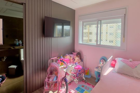 Suite 2 de apartamento à venda com 2 quartos, 100m² em Vila Antonieta, Guarulhos